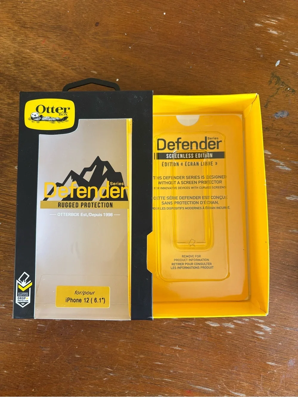 OtterBox Black Phone Holster with Removable Wrist Lanyard